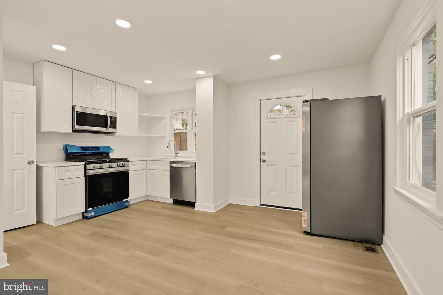 4620 B ST SE, WASHINGTON, District Of Columbia 20019, 2 Bedrooms Bedrooms, ,2 BathroomsBathrooms,Residential,For sale,4620 B ST SE,DCDC2221442 MLS # DCDC2221442 4620 B ST SE, WASHINGTON, District Of Columbia 20019, 2 Bedrooms Bedrooms, ,2 BathroomsBathrooms,Residential,For sale,4620 B ST SE,DCDC2221442 MLS # DCDC2221442