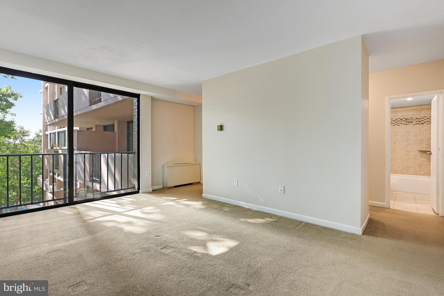 4141 HENDERSON RD #303, ARLINGTON, Virginia 22203, 1 Bedroom Bedrooms, ,1 BathroomBathrooms,Residential,For sale,4141 HENDERSON RD #303,VAAR2063516 MLS # VAAR2063516 4141 HENDERSON RD #303, ARLINGTON, Virginia 22203, 1 Bedroom Bedrooms, ,1 BathroomBathrooms,Residential,For sale,4141 HENDERSON RD #303,VAAR2063516 MLS # VAAR2063516