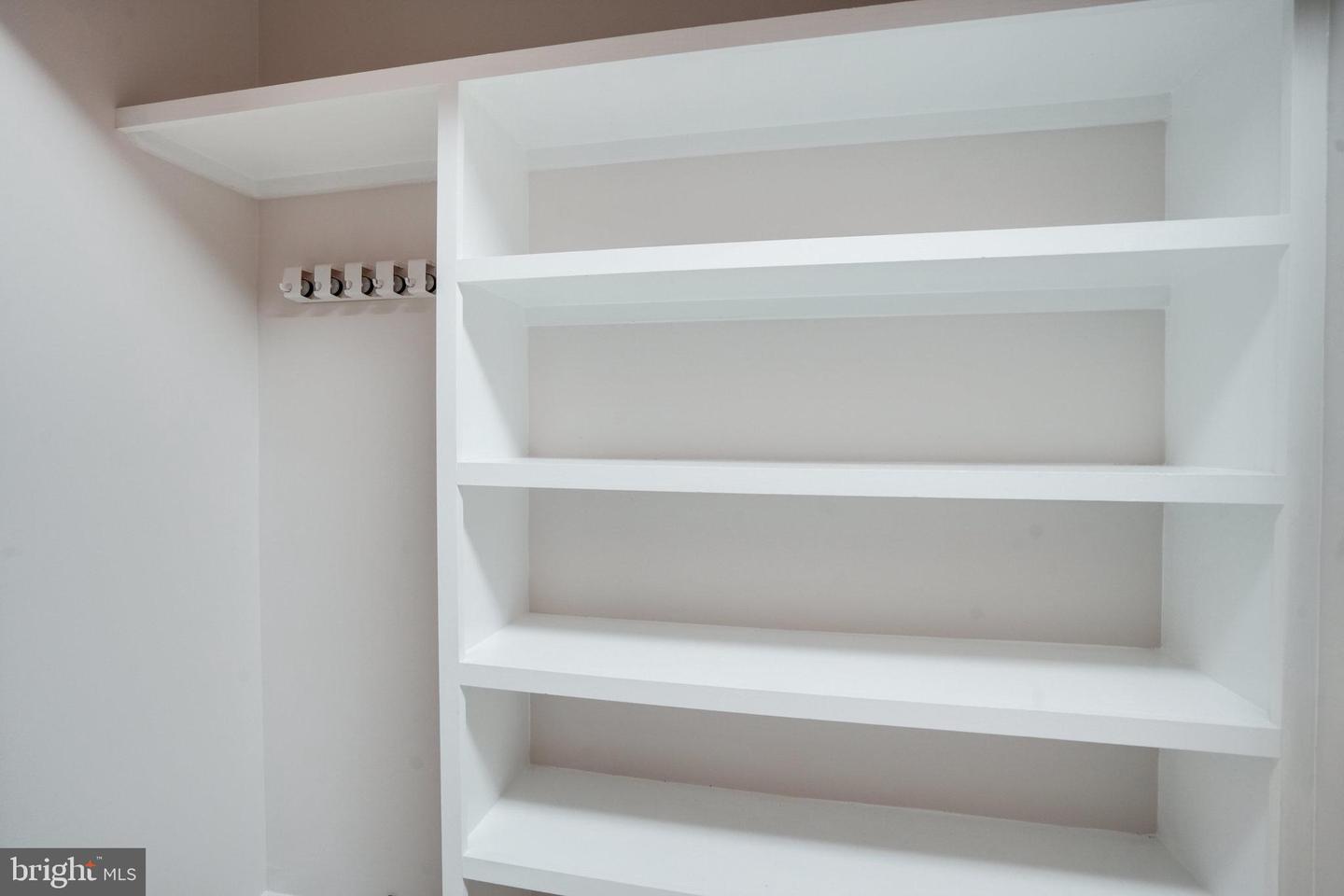 4141 HENDERSON RD #303, ARLINGTON, Virginia 22203, 1 Bedroom Bedrooms, ,1 BathroomBathrooms,Residential,For sale,4141 HENDERSON RD #303,VAAR2063516 MLS # VAAR2063516 4141 HENDERSON RD #303, ARLINGTON, Virginia 22203, 1 Bedroom Bedrooms, ,1 BathroomBathrooms,Residential,For sale,4141 HENDERSON RD #303,VAAR2063516 MLS # VAAR2063516