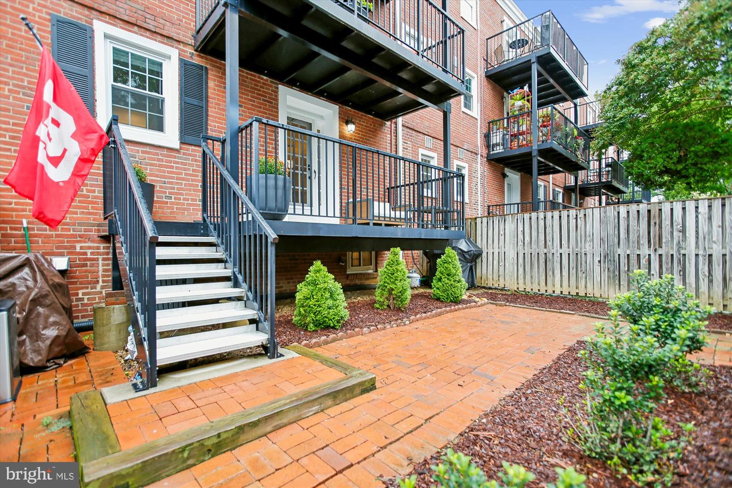 4902 29TH RD S #A2, ARLINGTON, Virginia 22206, 1 Bedroom Bedrooms, ,2 BathroomsBathrooms,Residential,For sale,4902 29TH RD S #A2,VAAX2049556 MLS # VAAX2049556