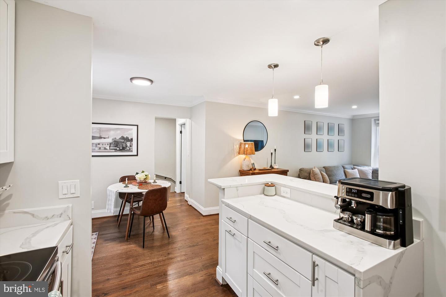 4902 29TH RD S #A2, ARLINGTON, Virginia 22206, 1 Bedroom Bedrooms, ,2 BathroomsBathrooms,Residential,For sale,4902 29TH RD S #A2,VAAX2049556 MLS # VAAX2049556