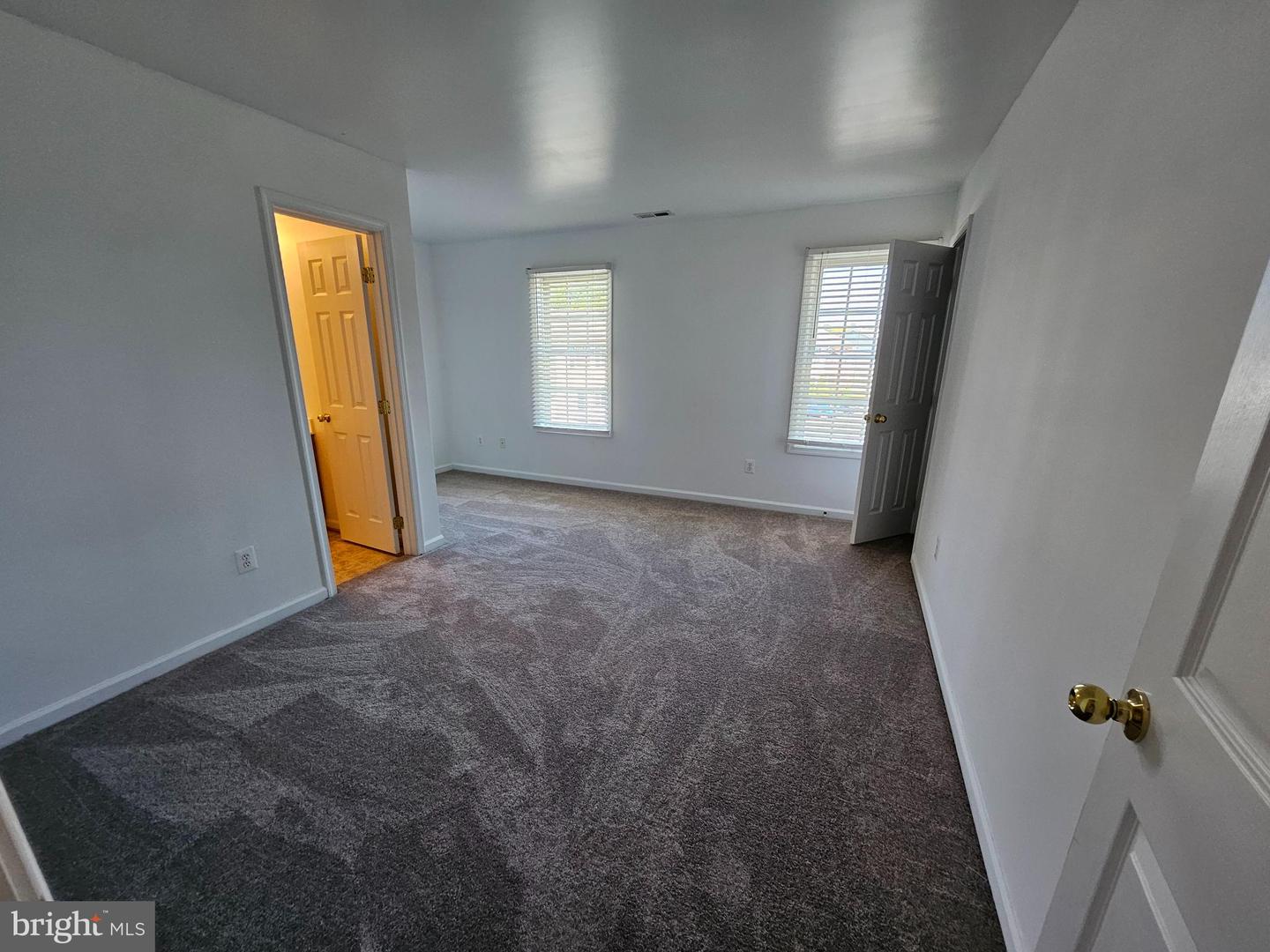 208 KADIES LN, EDINBURG, Virginia 22824, 2 Bedrooms Bedrooms, ,2 BathroomsBathrooms,Residential,For sale,208 KADIES LN,VASH2012514 MLS # VASH2012514
