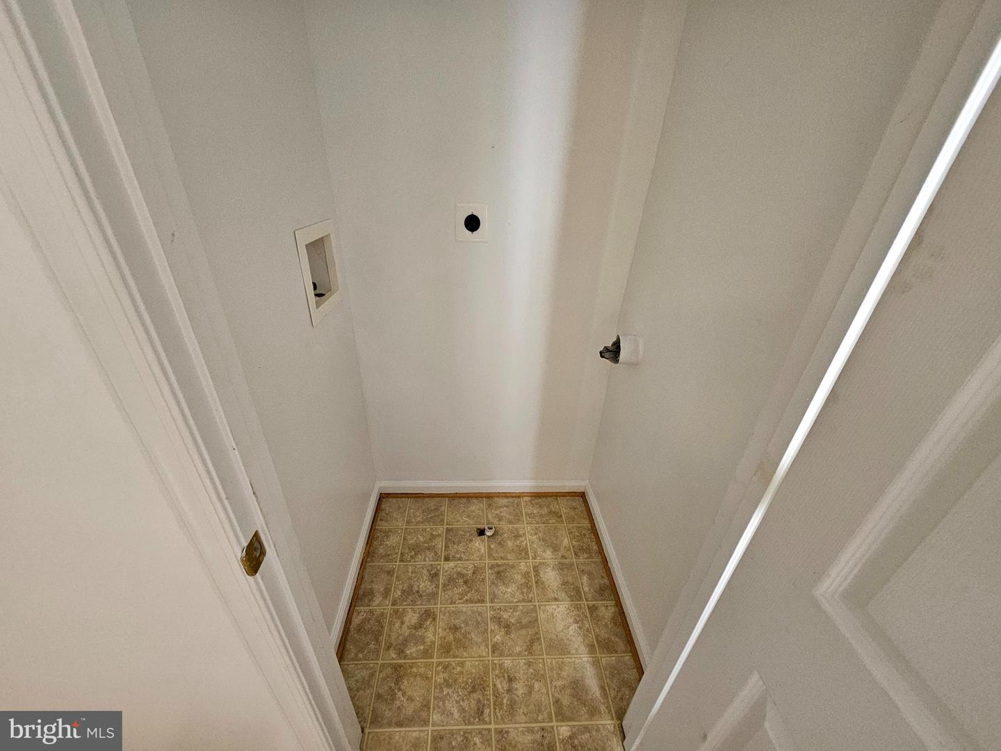 208 KADIES LN, EDINBURG, Virginia 22824, 2 Bedrooms Bedrooms, ,2 BathroomsBathrooms,Residential,For sale,208 KADIES LN,VASH2012514 MLS # VASH2012514