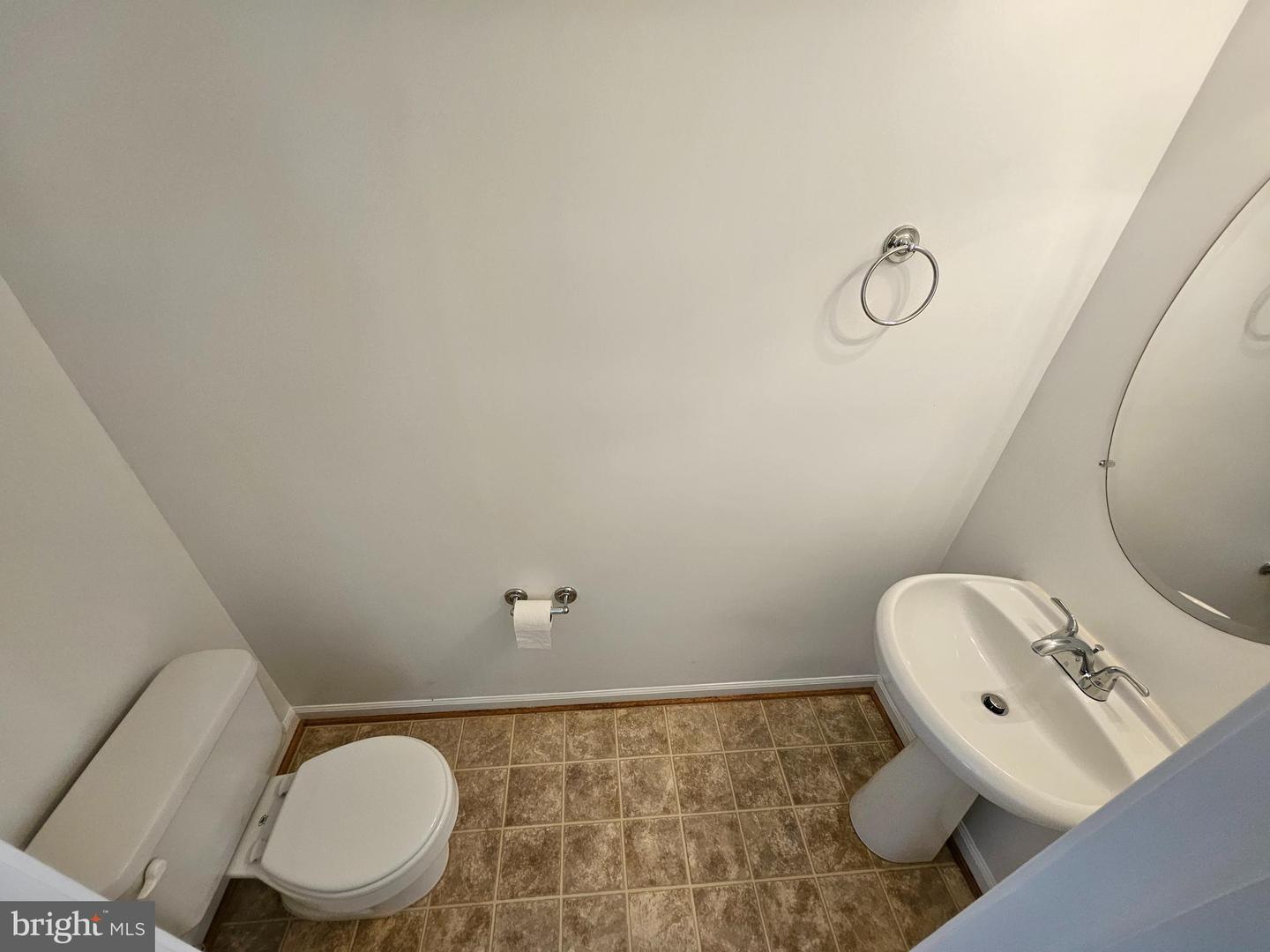 208 KADIES LN, EDINBURG, Virginia 22824, 2 Bedrooms Bedrooms, ,2 BathroomsBathrooms,Residential,For sale,208 KADIES LN,VASH2012514 MLS # VASH2012514