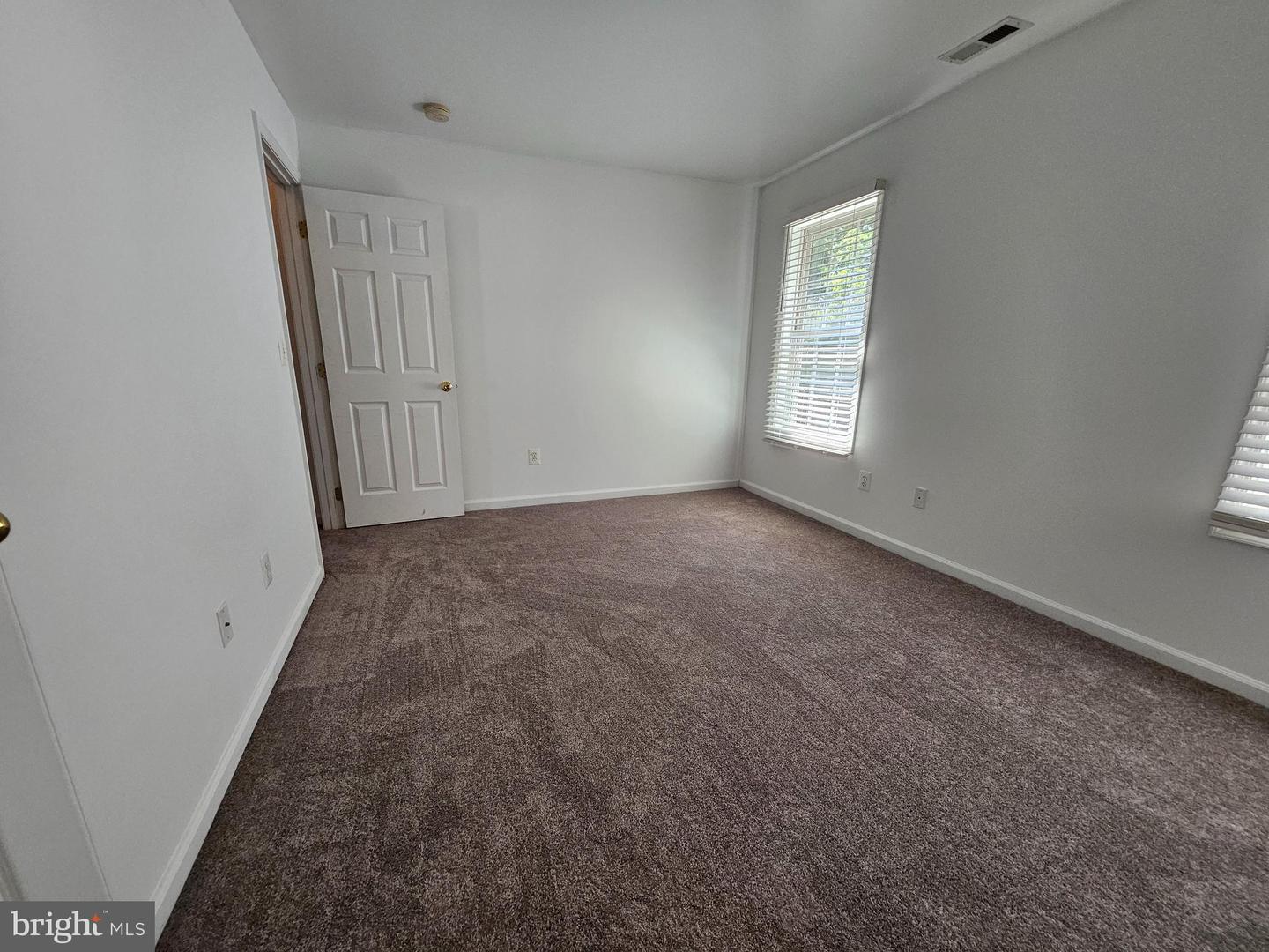 208 KADIES LN, EDINBURG, Virginia 22824, 2 Bedrooms Bedrooms, ,2 BathroomsBathrooms,Residential,For sale,208 KADIES LN,VASH2012514 MLS # VASH2012514