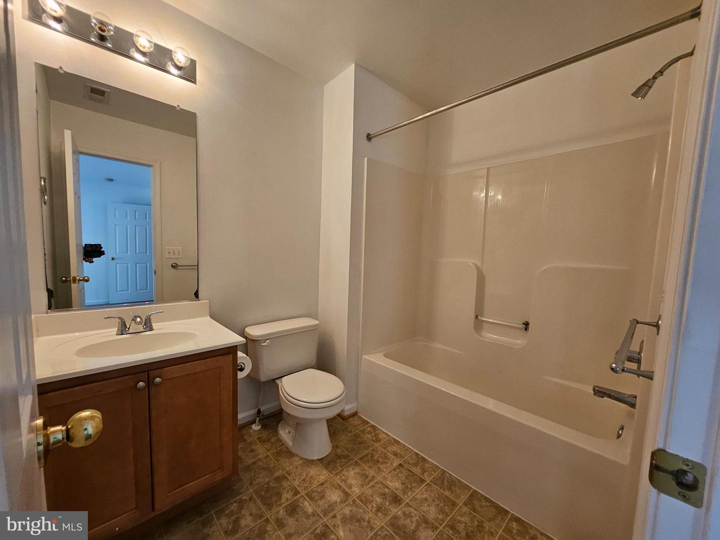 208 KADIES LN, EDINBURG, Virginia 22824, 2 Bedrooms Bedrooms, ,2 BathroomsBathrooms,Residential,For sale,208 KADIES LN,VASH2012514 MLS # VASH2012514