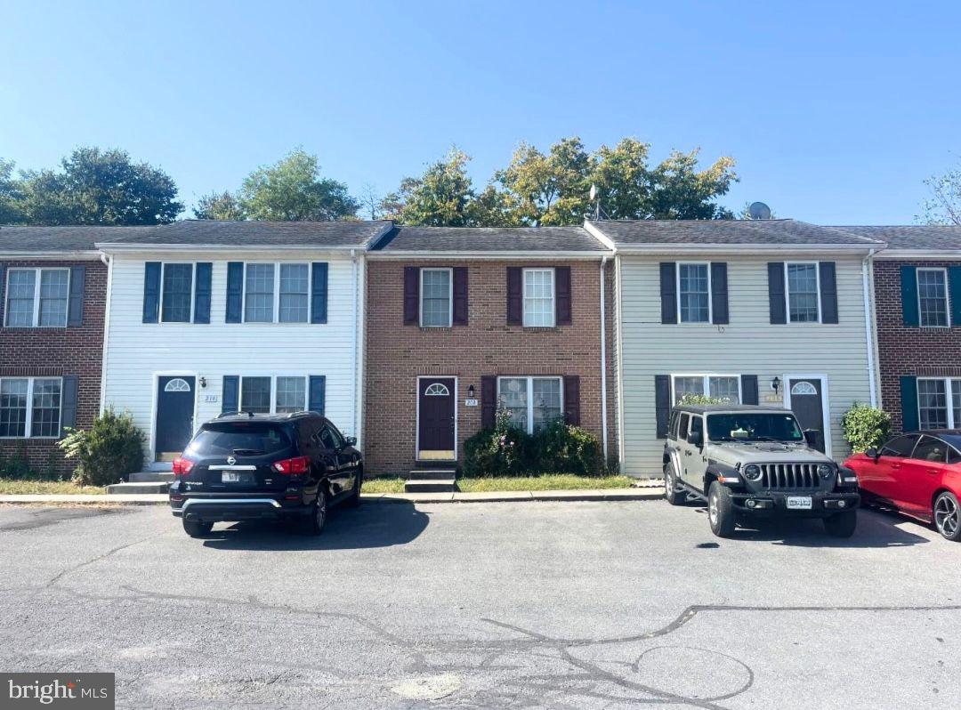 208 KADIES LN, EDINBURG, Virginia 22824, 2 Bedrooms Bedrooms, ,2 BathroomsBathrooms,Residential,For sale,208 KADIES LN,VASH2012514 MLS # VASH2012514