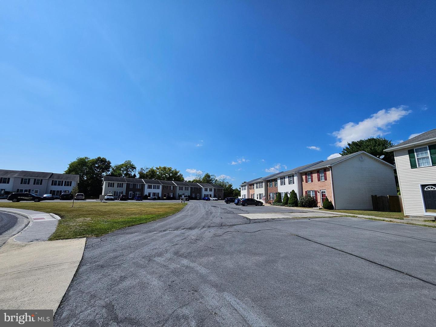 208 KADIES LN, EDINBURG, Virginia 22824, 2 Bedrooms Bedrooms, ,2 BathroomsBathrooms,Residential,For sale,208 KADIES LN,VASH2012514 MLS # VASH2012514