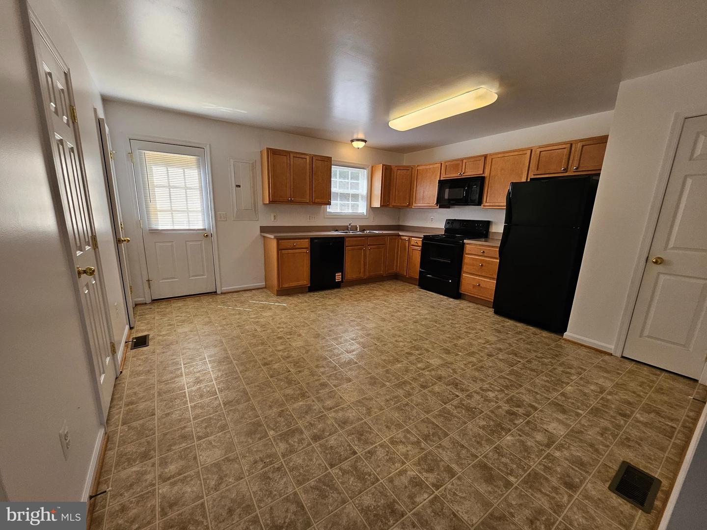 208 KADIES LN, EDINBURG, Virginia 22824, 2 Bedrooms Bedrooms, ,2 BathroomsBathrooms,Residential,For sale,208 KADIES LN,VASH2012514 MLS # VASH2012514