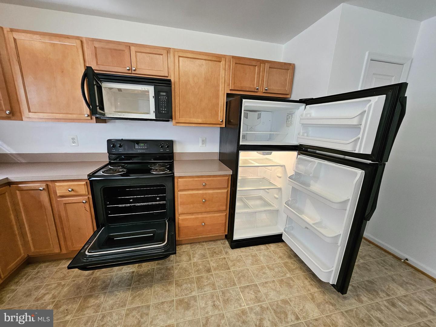 208 KADIES LN, EDINBURG, Virginia 22824, 2 Bedrooms Bedrooms, ,2 BathroomsBathrooms,Residential,For sale,208 KADIES LN,VASH2012514 MLS # VASH2012514