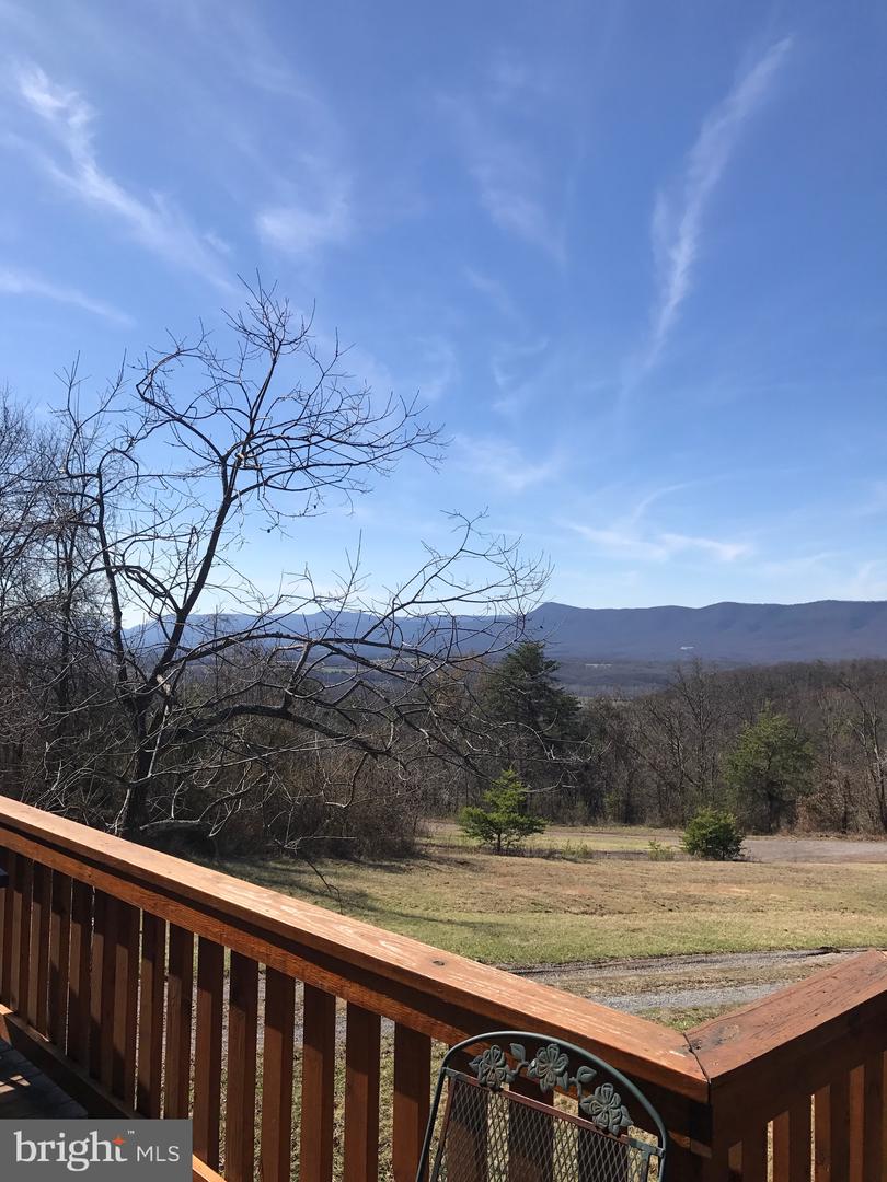 205 MEADOW HILL LN, RILEYVILLE, Virginia 22650, 2 Bedrooms Bedrooms, ,2 BathroomsBathrooms,Residential,For sale,205 MEADOW HILL LN,VAPA2005360 MLS # VAPA2005360