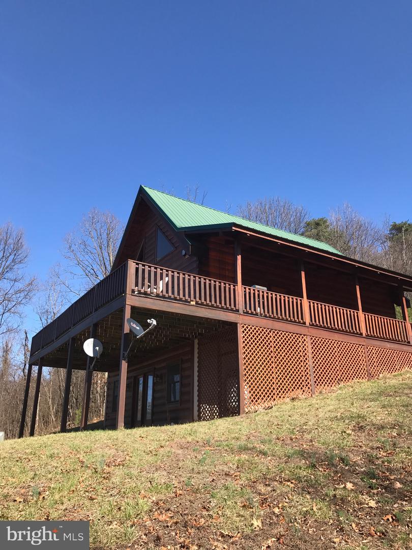 205 MEADOW HILL LN, RILEYVILLE, Virginia 22650, 2 Bedrooms Bedrooms, ,2 BathroomsBathrooms,Residential,For sale,205 MEADOW HILL LN,VAPA2005360 MLS # VAPA2005360