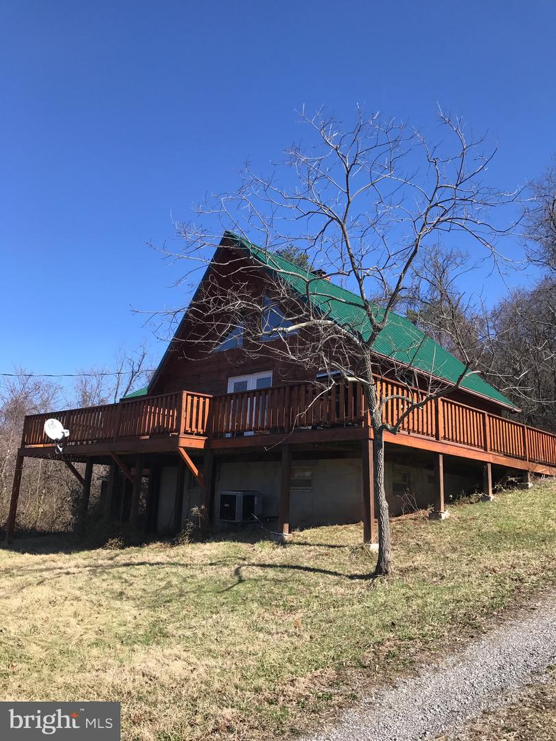 205 MEADOW HILL LN, RILEYVILLE, Virginia 22650, 2 Bedrooms Bedrooms, ,2 BathroomsBathrooms,Residential,For sale,205 MEADOW HILL LN,VAPA2005360 MLS # VAPA2005360