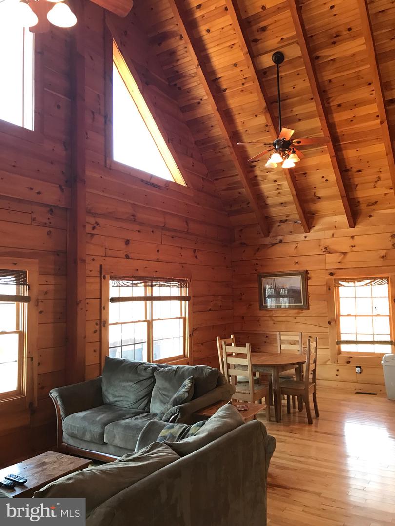 205 MEADOW HILL LN, RILEYVILLE, Virginia 22650, 2 Bedrooms Bedrooms, ,2 BathroomsBathrooms,Residential,For sale,205 MEADOW HILL LN,VAPA2005360 MLS # VAPA2005360