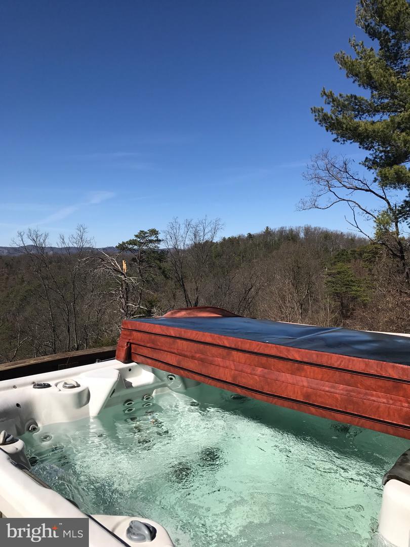 205 MEADOW HILL LN, RILEYVILLE, Virginia 22650, 2 Bedrooms Bedrooms, ,2 BathroomsBathrooms,Residential,For sale,205 MEADOW HILL LN,VAPA2005360 MLS # VAPA2005360