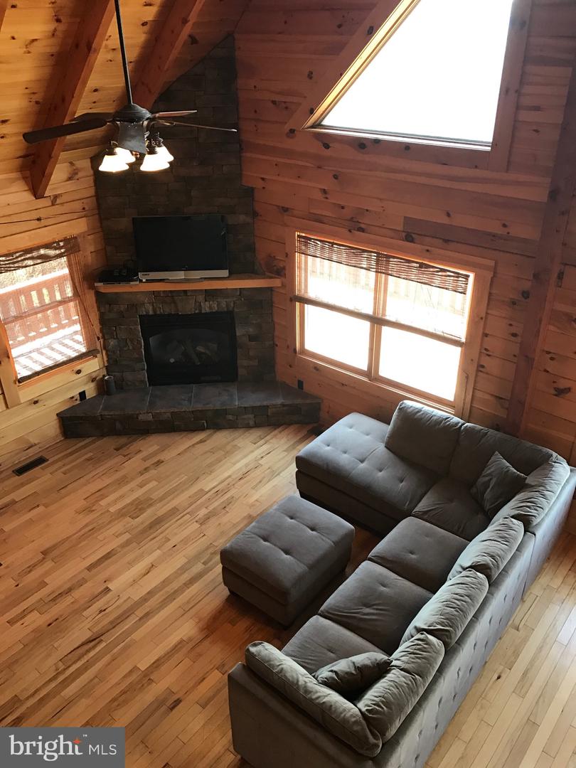 205 MEADOW HILL LN, RILEYVILLE, Virginia 22650, 2 Bedrooms Bedrooms, ,2 BathroomsBathrooms,Residential,For sale,205 MEADOW HILL LN,VAPA2005360 MLS # VAPA2005360