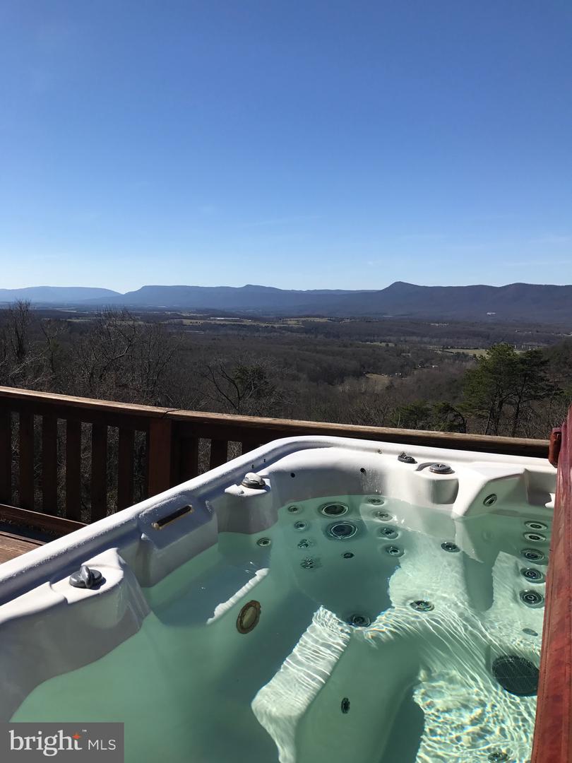 205 MEADOW HILL LN, RILEYVILLE, Virginia 22650, 2 Bedrooms Bedrooms, ,2 BathroomsBathrooms,Residential,For sale,205 MEADOW HILL LN,VAPA2005360 MLS # VAPA2005360