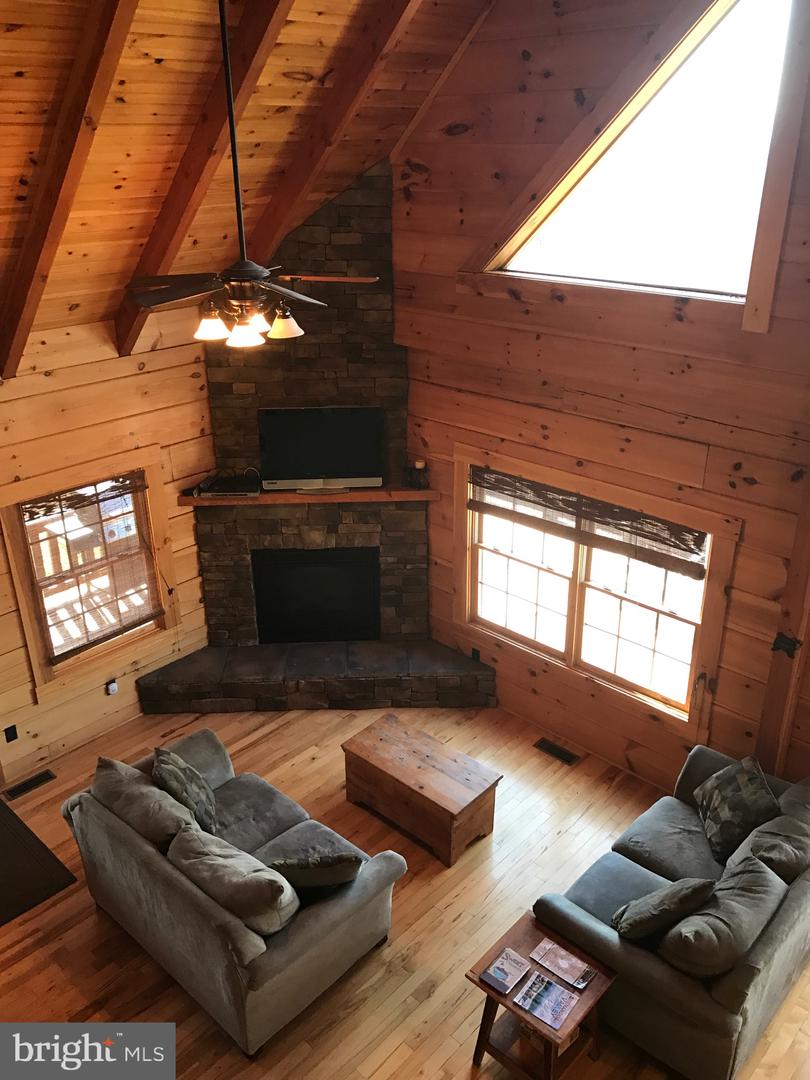 205 MEADOW HILL LN, RILEYVILLE, Virginia 22650, 2 Bedrooms Bedrooms, ,2 BathroomsBathrooms,Residential,For sale,205 MEADOW HILL LN,VAPA2005360 MLS # VAPA2005360