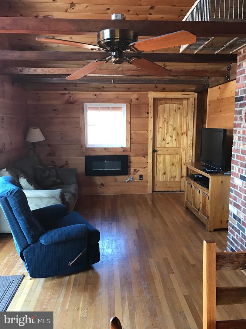 205 MEADOW HILL LN, RILEYVILLE, Virginia 22650, 2 Bedrooms Bedrooms, ,2 BathroomsBathrooms,Residential,For sale,205 MEADOW HILL LN,VAPA2005360 MLS # VAPA2005360