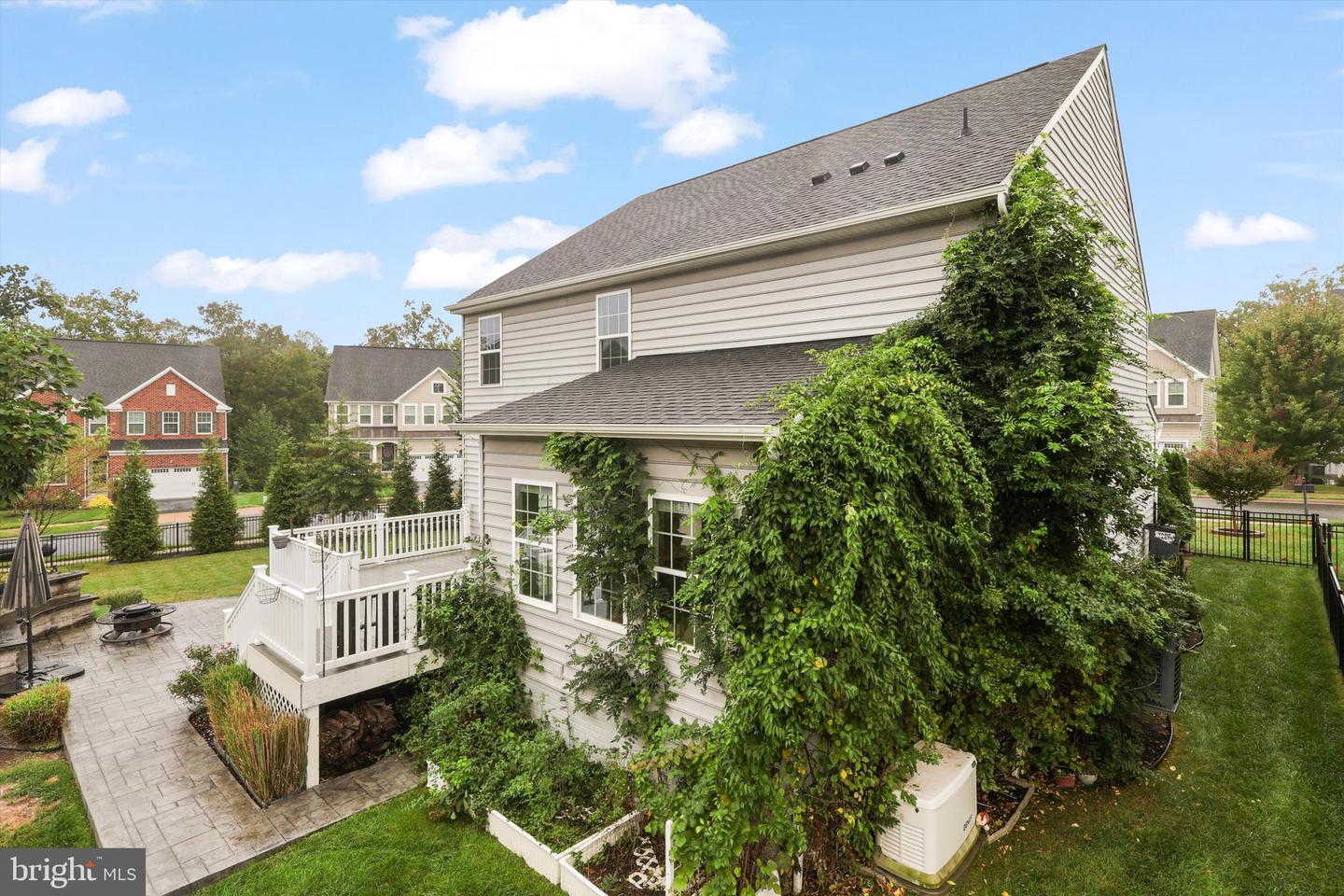 12483 SOUTHINGTON DR, WOODBRIDGE, Virginia 22192, 4 Bedrooms Bedrooms, ,3 BathroomsBathrooms,Residential,For sale,12483 SOUTHINGTON DR,VAPW2103916 MLS # VAPW2103916