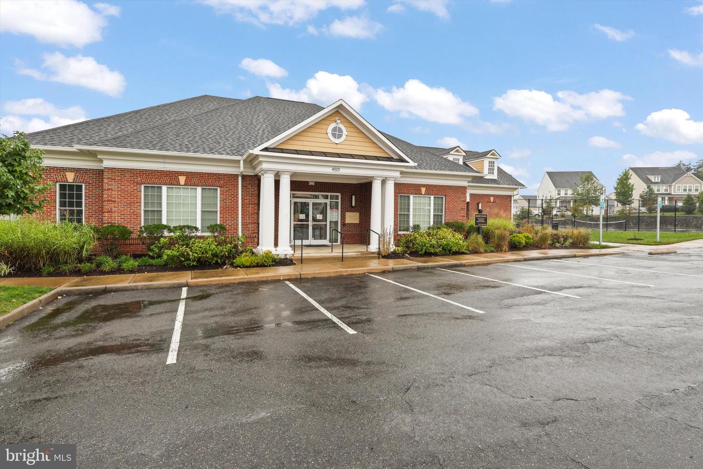 12483 SOUTHINGTON DR, WOODBRIDGE, Virginia 22192, 4 Bedrooms Bedrooms, ,3 BathroomsBathrooms,Residential,For sale,12483 SOUTHINGTON DR,VAPW2103916 MLS # VAPW2103916