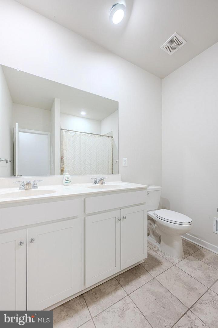 2060 ARMSTRONG TER, JEFFERSONTON, Virginia 22724, 5 Bedrooms Bedrooms, ,3 BathroomsBathrooms,Residential,For sale,2060 ARMSTRONG TER,VACU2011570 MLS # VACU2011570