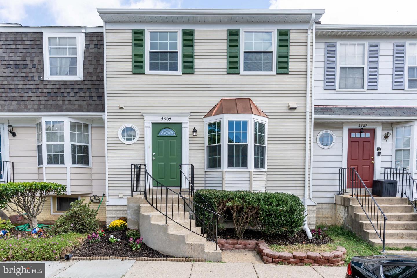 5505 WOODLAWN MANOR CT, ALEXANDRIA, Virginia 22309, 3 Bedrooms Bedrooms, ,3 BathroomsBathrooms,Residential,For sale,5505 WOODLAWN MANOR CT,VAFX2267356 MLS # VAFX2267356