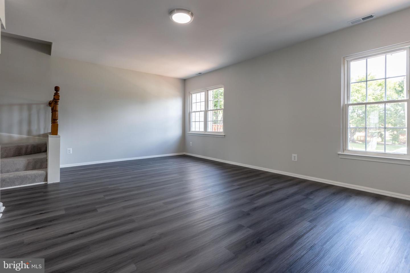 5505 WOODLAWN MANOR CT, ALEXANDRIA, Virginia 22309, 3 Bedrooms Bedrooms, ,3 BathroomsBathrooms,Residential,For sale,5505 WOODLAWN MANOR CT,VAFX2267356 MLS # VAFX2267356