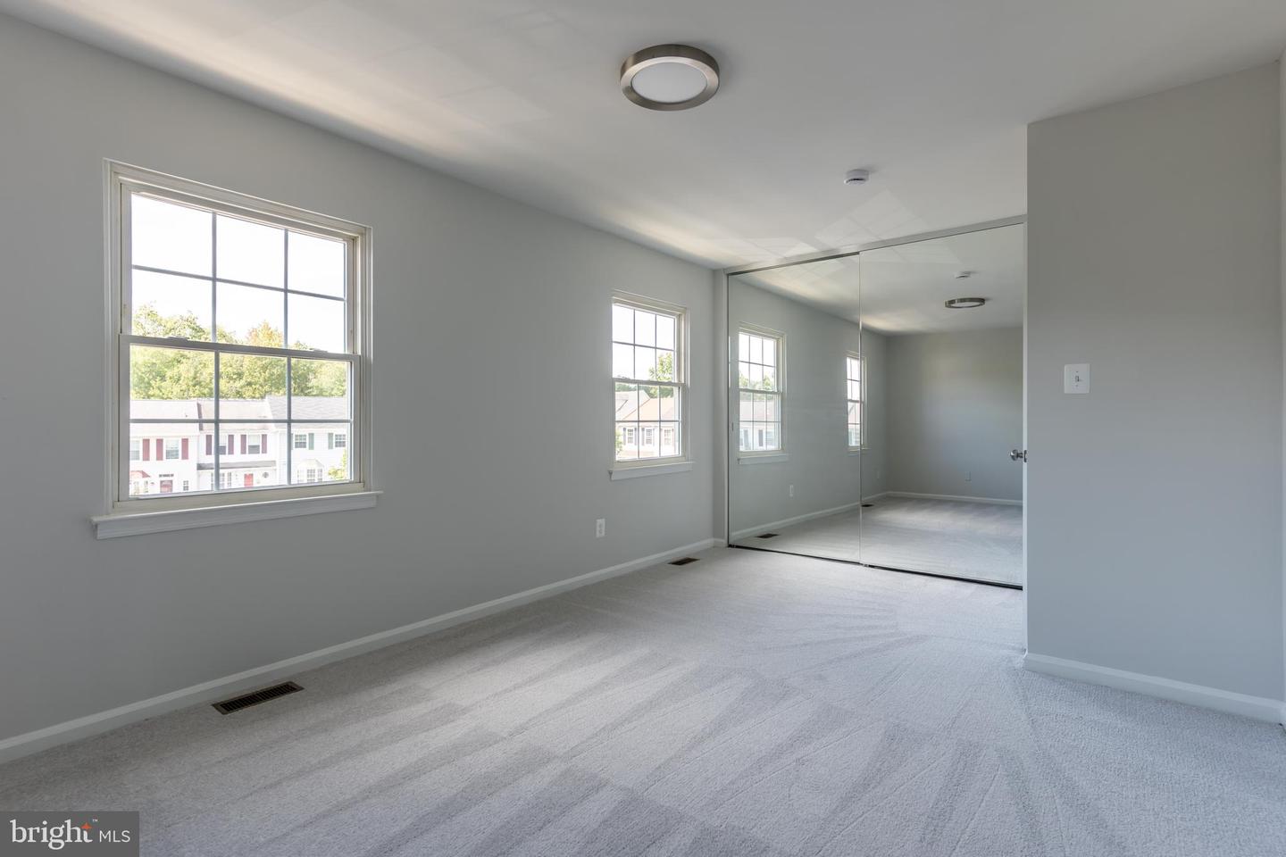 5505 WOODLAWN MANOR CT, ALEXANDRIA, Virginia 22309, 3 Bedrooms Bedrooms, ,3 BathroomsBathrooms,Residential,For sale,5505 WOODLAWN MANOR CT,VAFX2267356 MLS # VAFX2267356