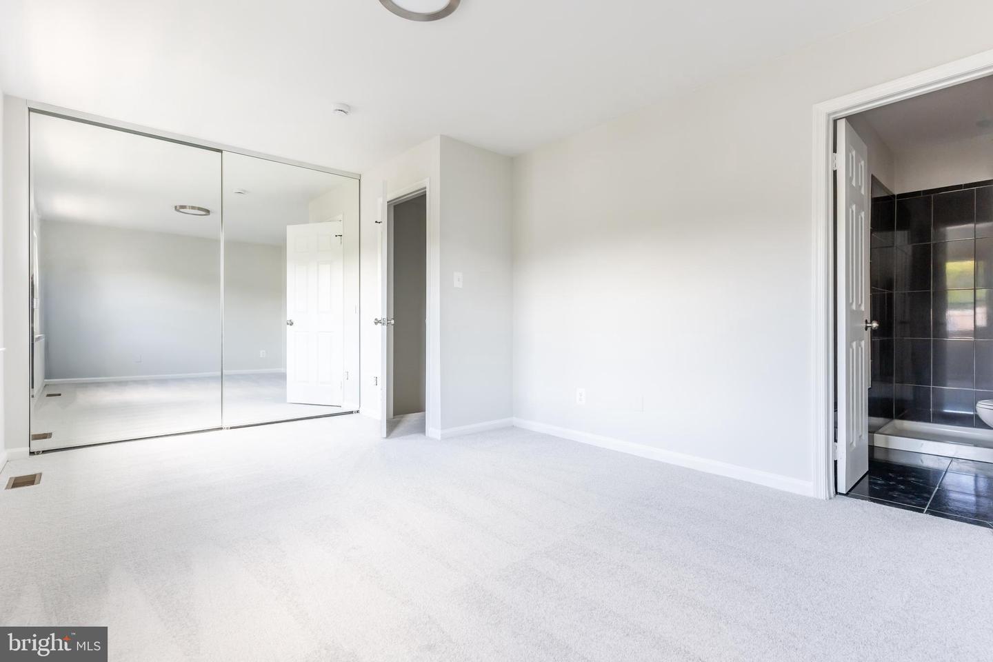 5505 WOODLAWN MANOR CT, ALEXANDRIA, Virginia 22309, 3 Bedrooms Bedrooms, ,3 BathroomsBathrooms,Residential,For sale,5505 WOODLAWN MANOR CT,VAFX2267356 MLS # VAFX2267356