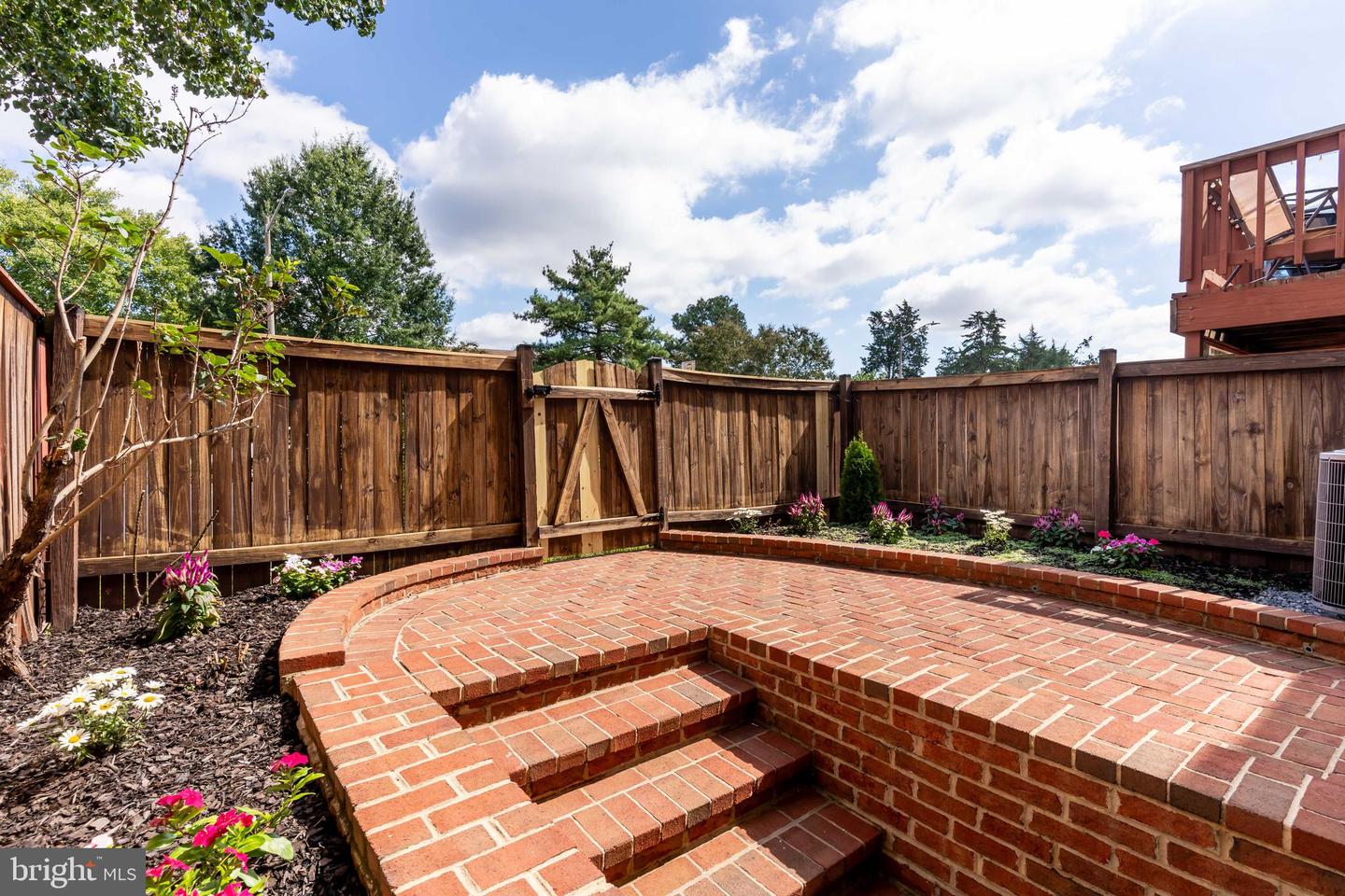 5505 WOODLAWN MANOR CT, ALEXANDRIA, Virginia 22309, 3 Bedrooms Bedrooms, ,3 BathroomsBathrooms,Residential,For sale,5505 WOODLAWN MANOR CT,VAFX2267356 MLS # VAFX2267356