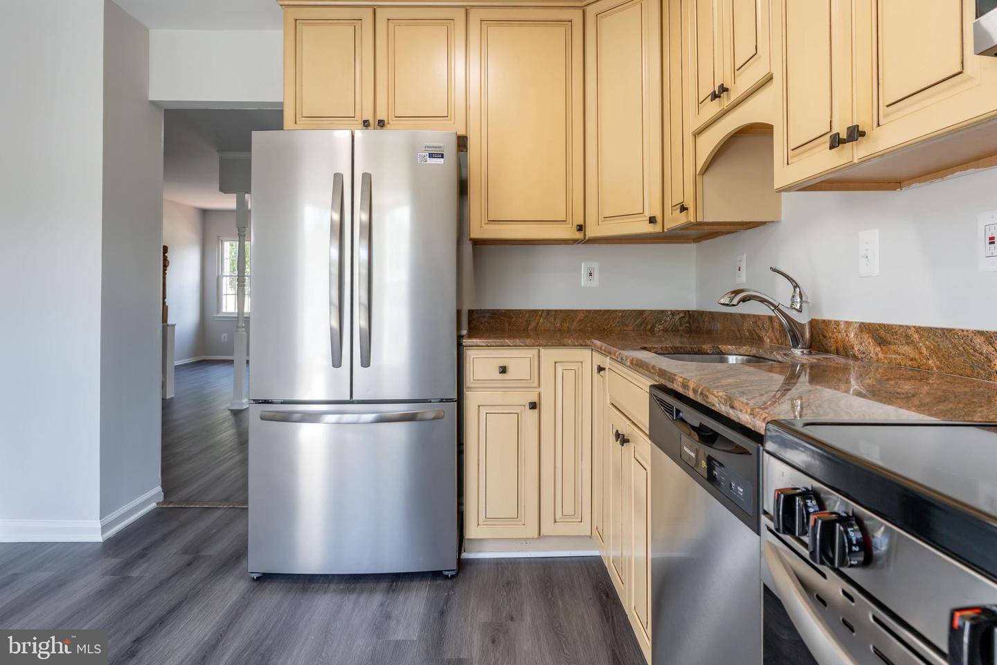 5505 WOODLAWN MANOR CT, ALEXANDRIA, Virginia 22309, 3 Bedrooms Bedrooms, ,3 BathroomsBathrooms,Residential,For sale,5505 WOODLAWN MANOR CT,VAFX2267356 MLS # VAFX2267356