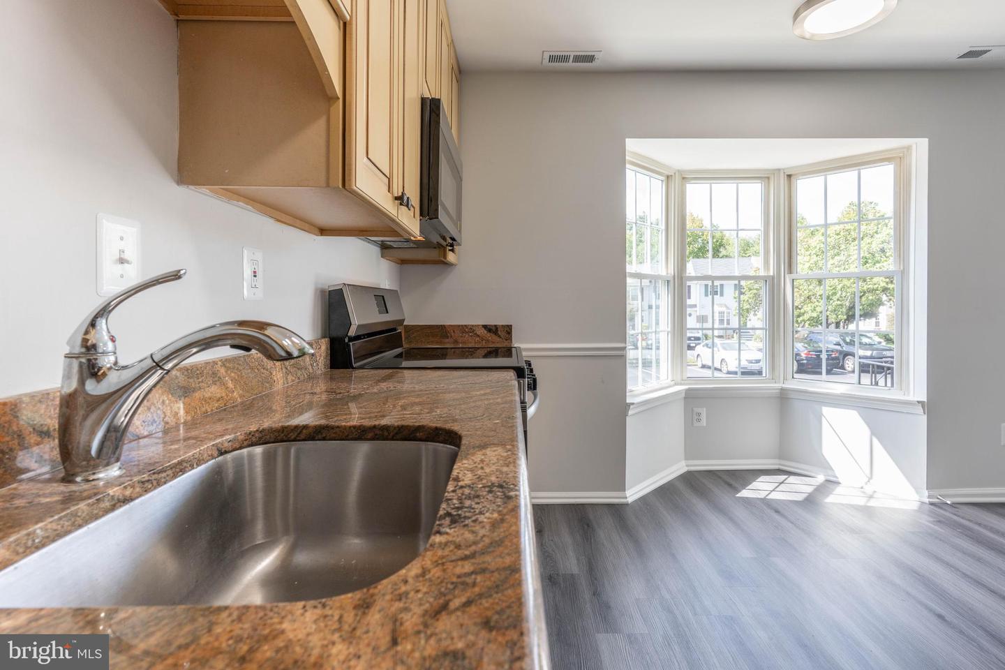 5505 WOODLAWN MANOR CT, ALEXANDRIA, Virginia 22309, 3 Bedrooms Bedrooms, ,3 BathroomsBathrooms,Residential,For sale,5505 WOODLAWN MANOR CT,VAFX2267356 MLS # VAFX2267356
