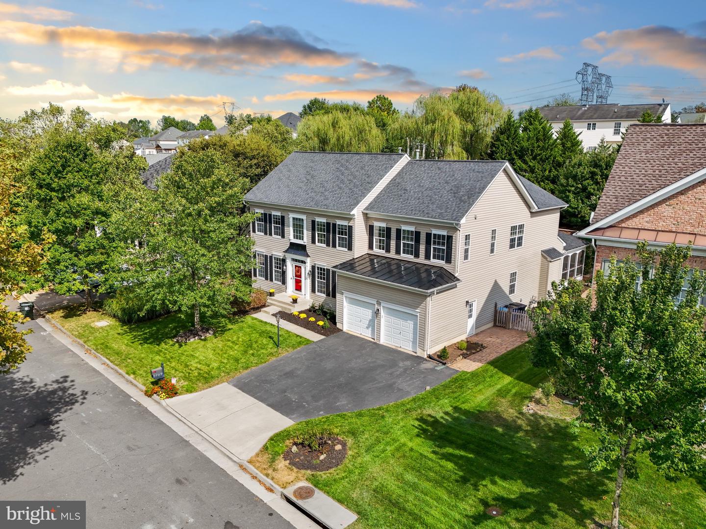 9709 KINLOSS MEWS, BRISTOW, Virginia 20136, 5 Bedrooms Bedrooms, ,4 BathroomsBathrooms,Residential,For sale,9709 KINLOSS MEWS,VAPW2104142 MLS # VAPW2104142