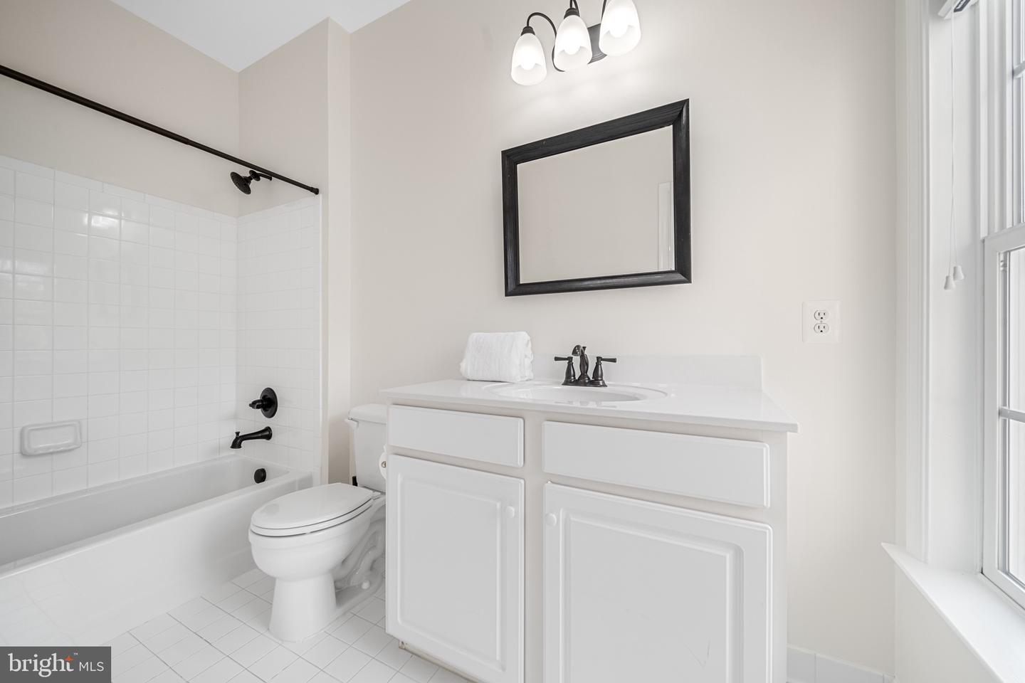 9709 KINLOSS MEWS, BRISTOW, Virginia 20136, 5 Bedrooms Bedrooms, ,4 BathroomsBathrooms,Residential,For sale,9709 KINLOSS MEWS,VAPW2104142 MLS # VAPW2104142