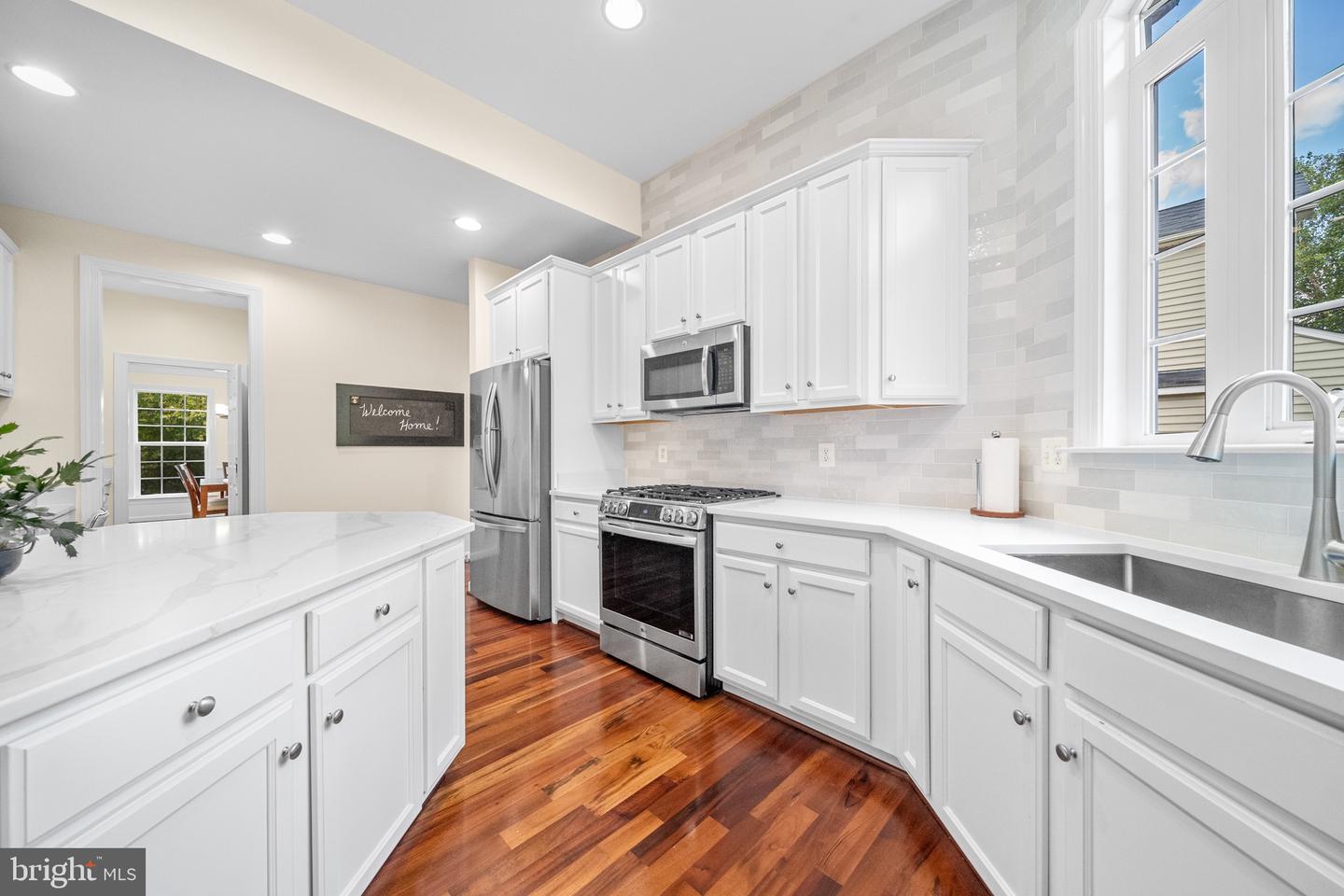 9709 KINLOSS MEWS, BRISTOW, Virginia 20136, 5 Bedrooms Bedrooms, ,4 BathroomsBathrooms,Residential,For sale,9709 KINLOSS MEWS,VAPW2104142 MLS # VAPW2104142