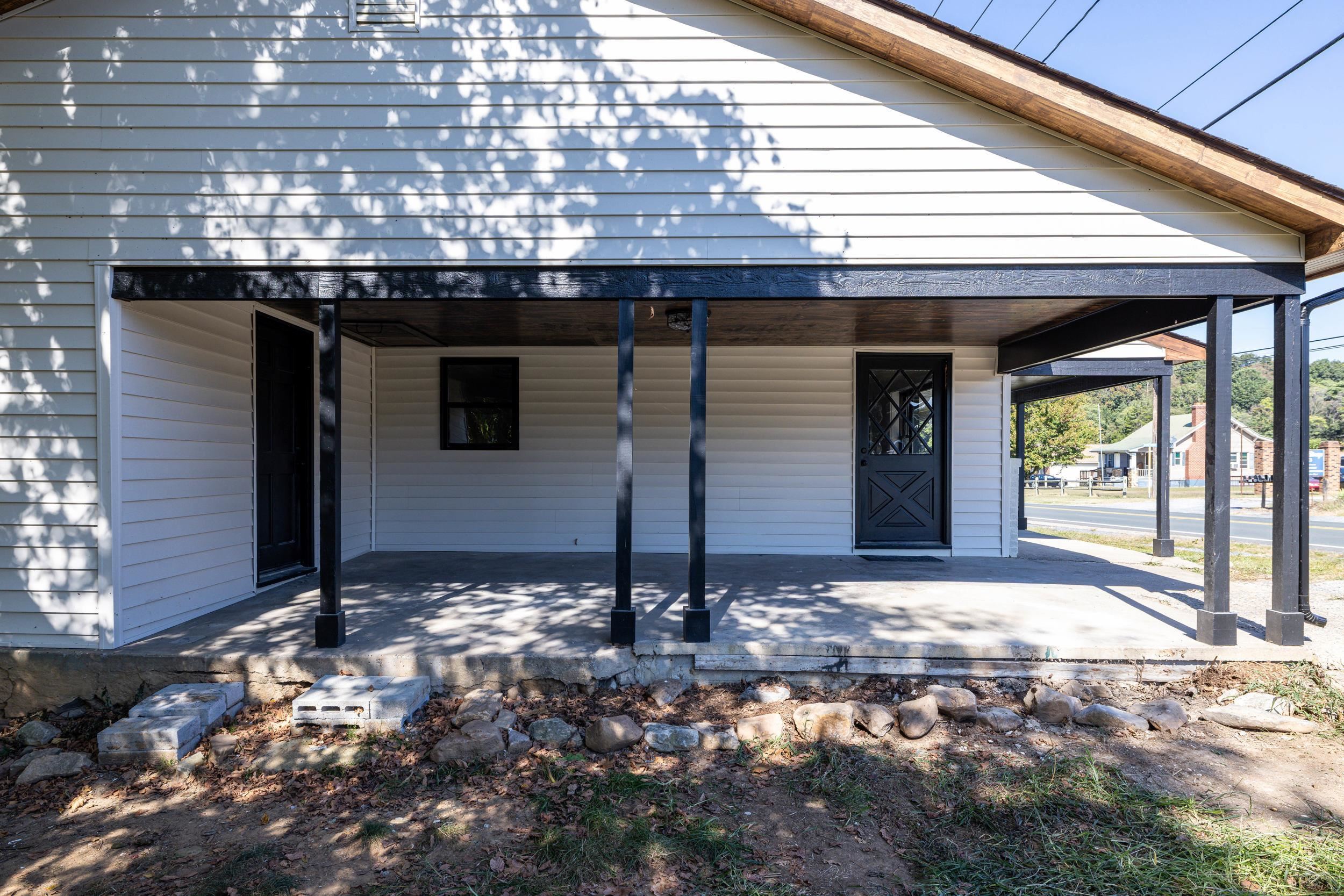 1999 US HWY 340, STANLEY, Virginia 22851, 3 Bedrooms Bedrooms, ,3 BathroomsBathrooms,Residential,1999 US HWY 340,669234 MLS # 669234