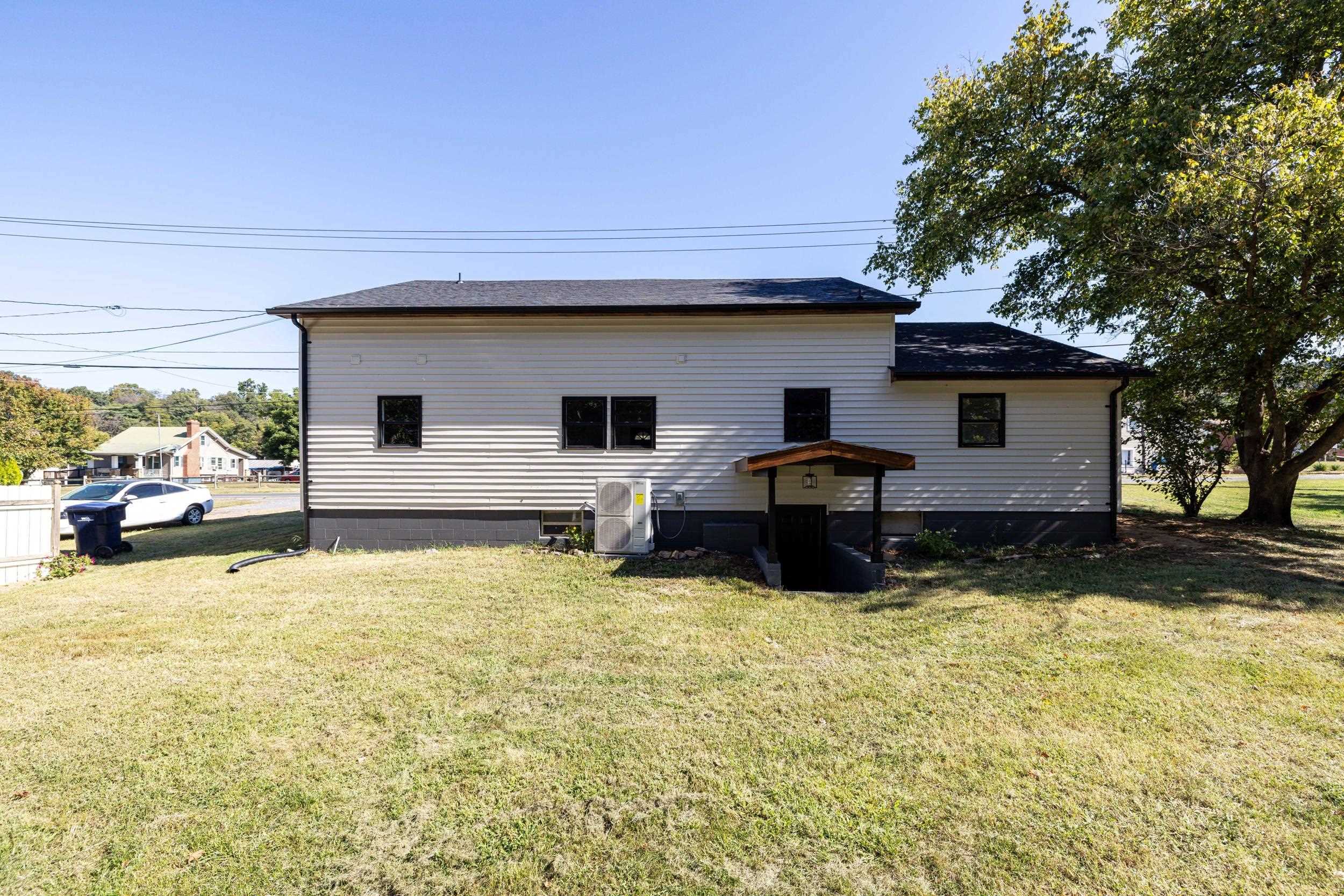 1999 US HWY 340, STANLEY, Virginia 22851, 3 Bedrooms Bedrooms, ,3 BathroomsBathrooms,Residential,1999 US HWY 340,669234 MLS # 669234