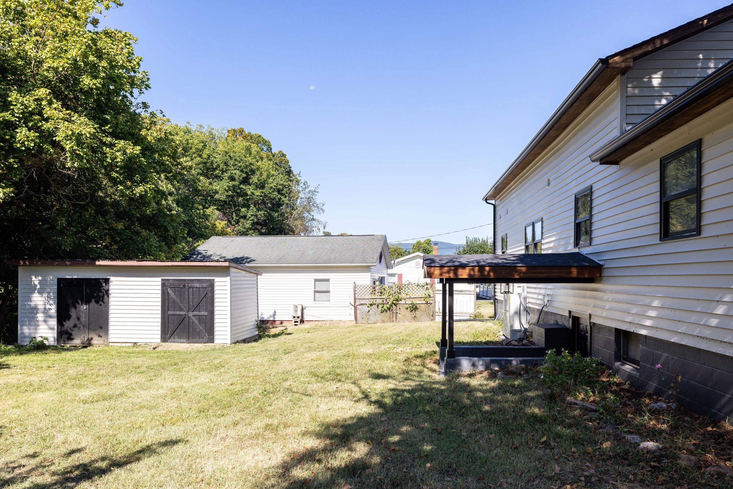 1999 US HWY 340, STANLEY, Virginia 22851, 3 Bedrooms Bedrooms, ,3 BathroomsBathrooms,Residential,1999 US HWY 340,669234 MLS # 669234
