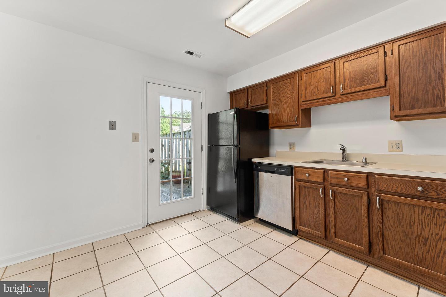 5116 FOX MILL CT, FREDERICKSBURG, Virginia 22407, 3 Bedrooms Bedrooms, ,1 BathroomBathrooms,Residential,For sale,5116 FOX MILL CT,VASP2036320 MLS # VASP2036320