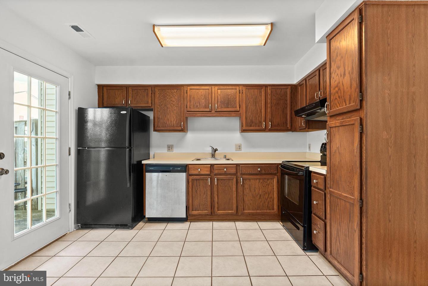 5116 FOX MILL CT, FREDERICKSBURG, Virginia 22407, 3 Bedrooms Bedrooms, ,1 BathroomBathrooms,Residential,For sale,5116 FOX MILL CT,VASP2036320 MLS # VASP2036320