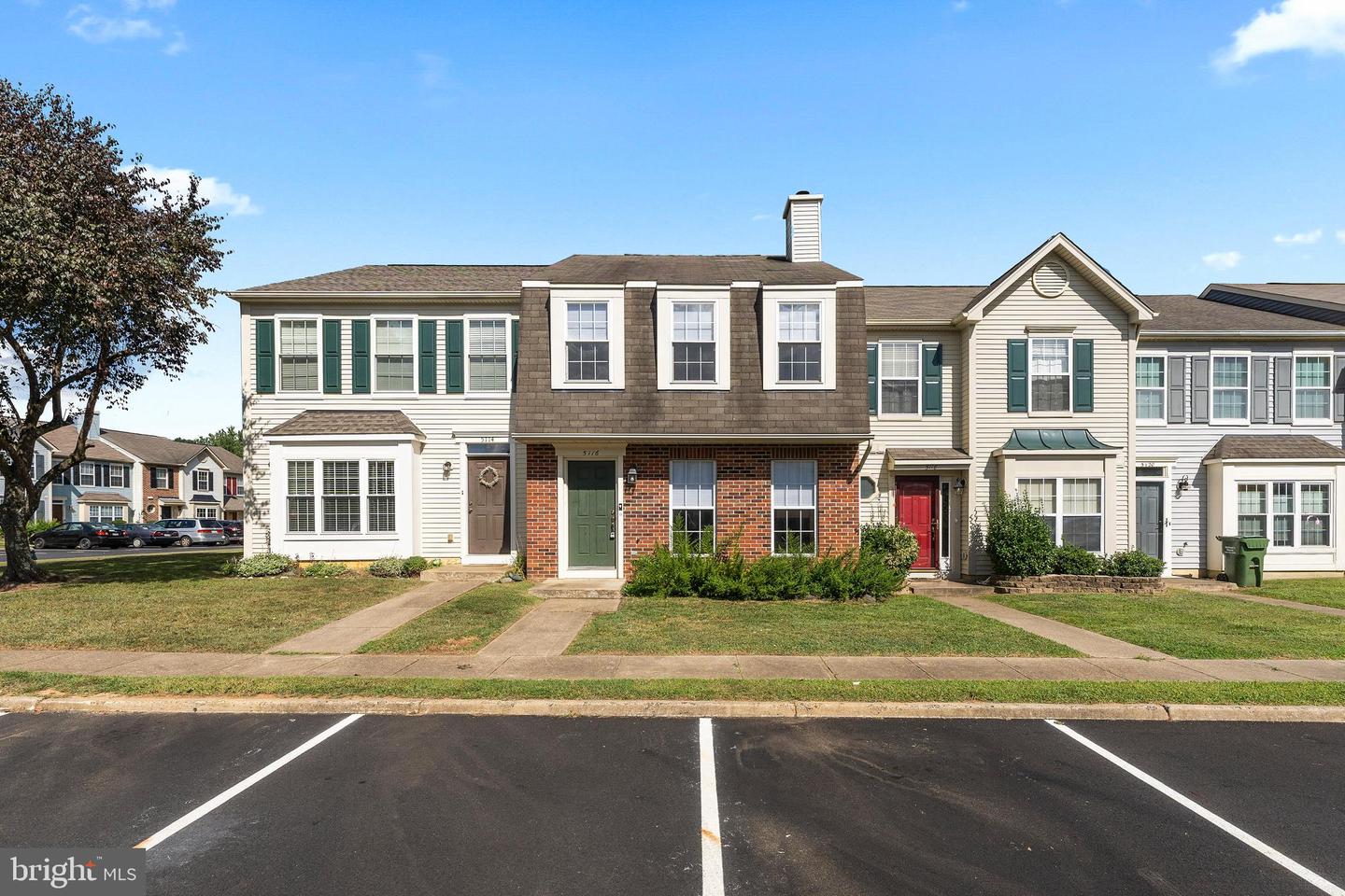 5116 FOX MILL CT, FREDERICKSBURG, Virginia 22407, 3 Bedrooms Bedrooms, ,1 BathroomBathrooms,Residential,For sale,5116 FOX MILL CT,VASP2036320 MLS # VASP2036320