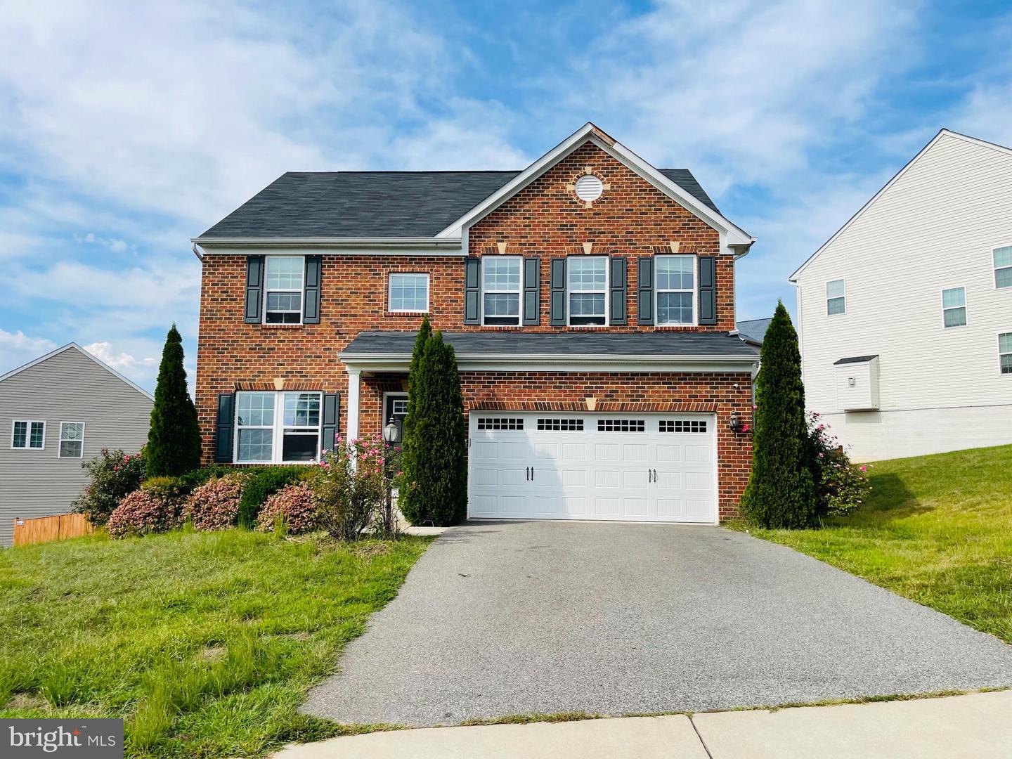 3214 FLEDGLING CIR, WOODBRIDGE, Virginia 22193, 4 Bedrooms Bedrooms, 8 Rooms Rooms,3 BathroomsBathrooms,Residential,For sale,3214 FLEDGLING CIR,VAPW2104306 MLS # VAPW2104306