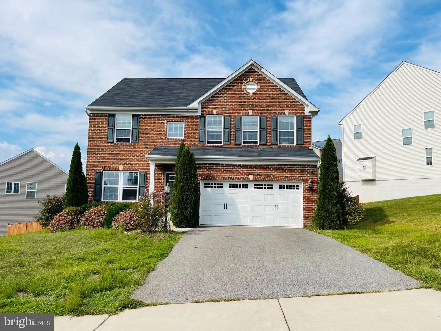 3214 FLEDGLING CIR, WOODBRIDGE, Virginia 22193, 4 Bedrooms Bedrooms, 8 Rooms Rooms,3 BathroomsBathrooms,Residential,For sale,3214 FLEDGLING CIR,VAPW2104306 MLS # VAPW2104306