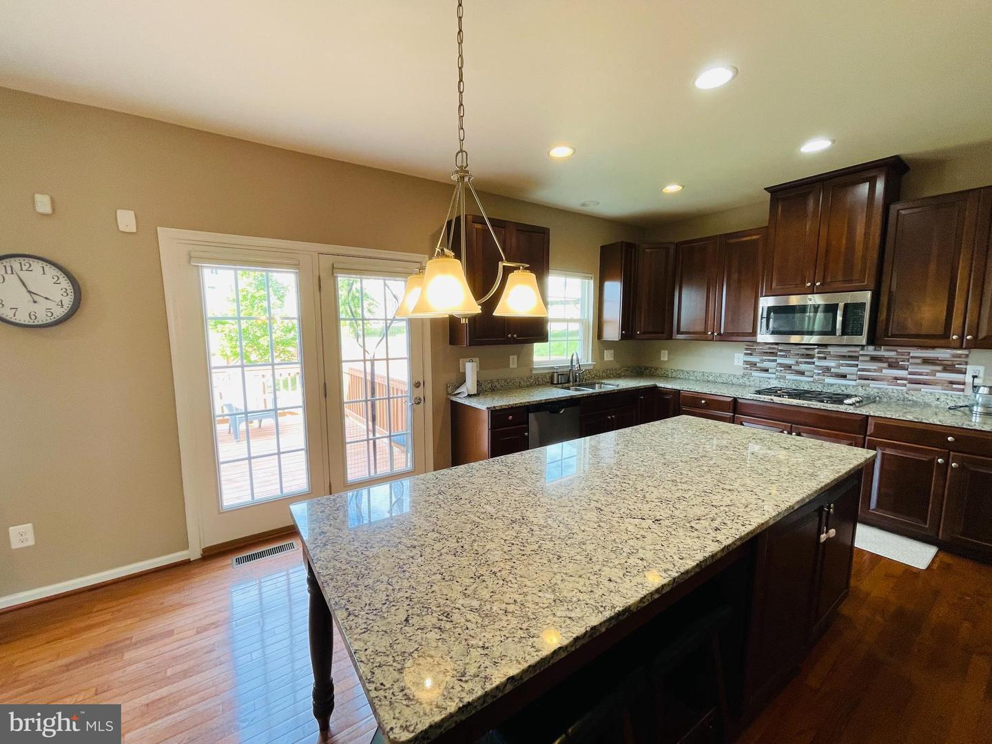 3214 FLEDGLING CIR, WOODBRIDGE, Virginia 22193, 4 Bedrooms Bedrooms, 8 Rooms Rooms,3 BathroomsBathrooms,Residential,For sale,3214 FLEDGLING CIR,VAPW2104306 MLS # VAPW2104306