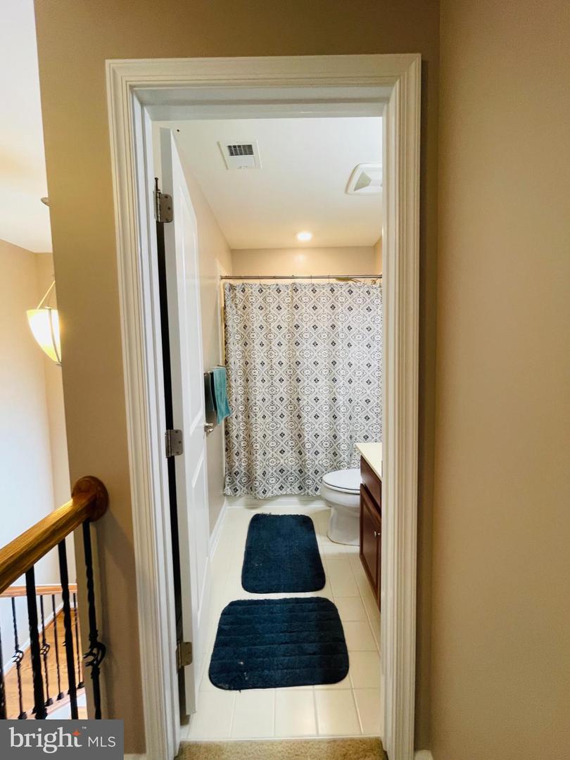 3214 FLEDGLING CIR, WOODBRIDGE, Virginia 22193, 4 Bedrooms Bedrooms, 8 Rooms Rooms,3 BathroomsBathrooms,Residential,For sale,3214 FLEDGLING CIR,VAPW2104306 MLS # VAPW2104306