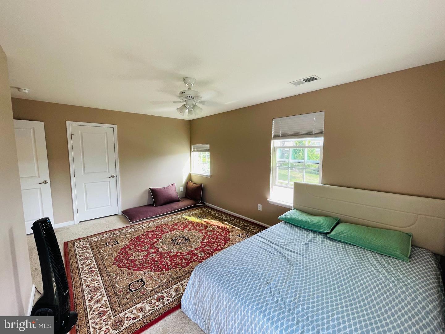 3214 FLEDGLING CIR, WOODBRIDGE, Virginia 22193, 4 Bedrooms Bedrooms, 8 Rooms Rooms,3 BathroomsBathrooms,Residential,For sale,3214 FLEDGLING CIR,VAPW2104306 MLS # VAPW2104306