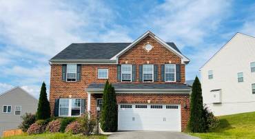 3214 FLEDGLING CIR, WOODBRIDGE, Virginia 22193, 4 Bedrooms Bedrooms, 8 Rooms Rooms,3 BathroomsBathrooms,Residential,For sale,3214 FLEDGLING CIR,VAPW2104306 MLS # VAPW2104306