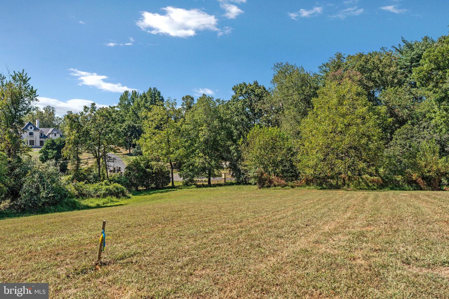 11214 STUART MILL RD, OAKTON, Virginia 22124, 6 Bedrooms Bedrooms, ,6 BathroomsBathrooms,Residential,For sale,11214 STUART MILL RD,VAFX2268004 MLS # VAFX2268004