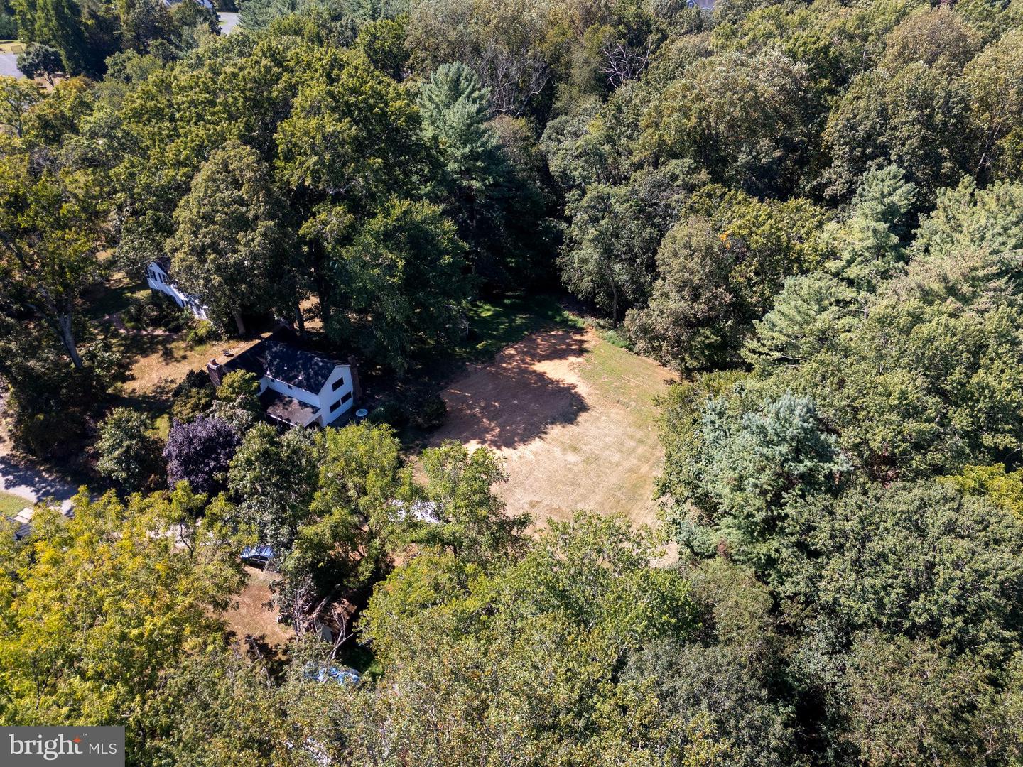 11214 STUART MILL RD, OAKTON, Virginia 22124, 6 Bedrooms Bedrooms, ,6 BathroomsBathrooms,Residential,For sale,11214 STUART MILL RD,VAFX2268004 MLS # VAFX2268004